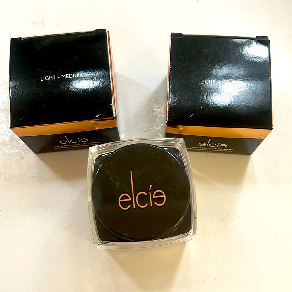 Elcie light-medium translucent powder